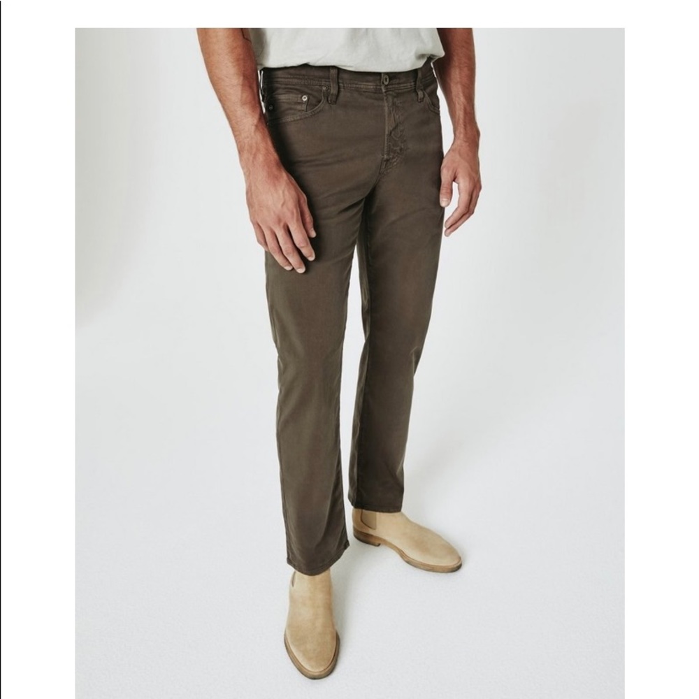 AG Graduate Tailored Leg Pants- excellent condition. So soft!
